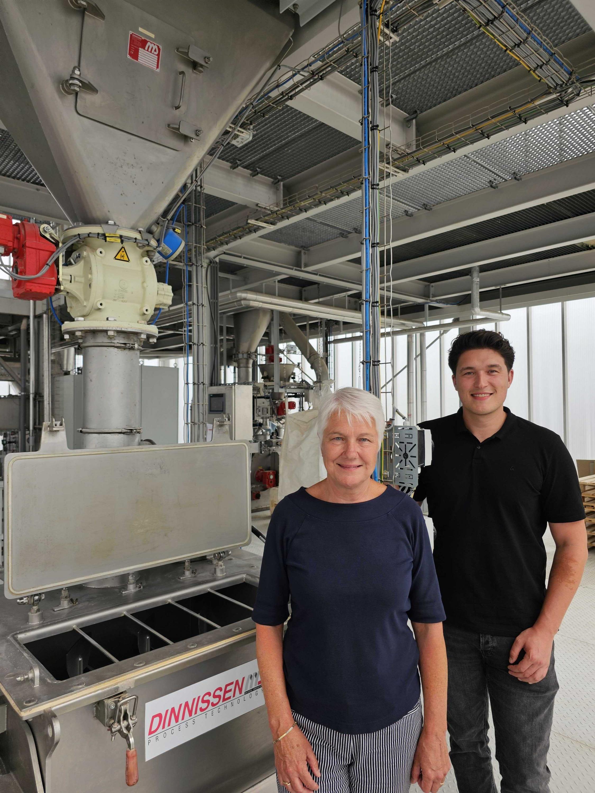 Van Megen (left) and Jenniskens (right) in Feed Design Lab.jpg